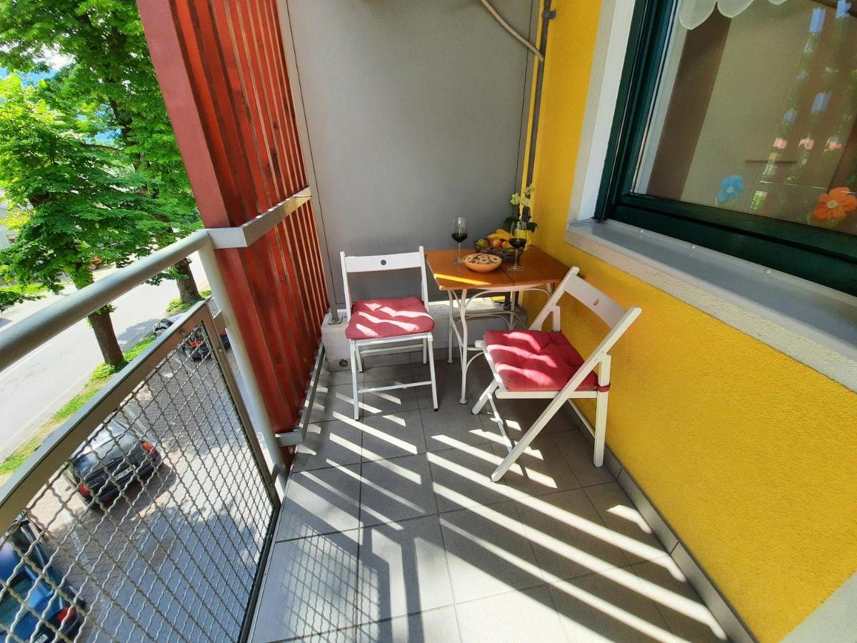 Apartment Honey Bee With Sauna 코바리드 외부 사진